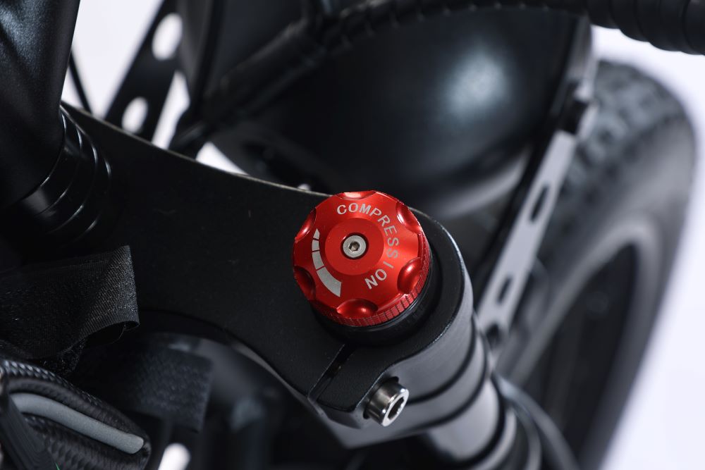 GHOSTCAT F3 CLASS 2 STREET LEGAL